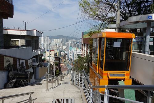 瀛州洞オルムキルモノレールで訪ねる、坂の上の小さな鉄道博物館とカフェ【坂の街釜山＆順天ハレの日その2】』釜山(韓国)の旅行記・ブログ by  ちゃんさん【フォートラベル】