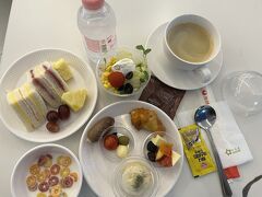 韓国旅行40釜山・統営⑦金海空港ラウンジで朝ごはん