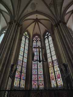 〔プライベートツアー〕フランクフルト出発～2つの世界遺産を巡るツアー◇ケルン大聖堂＆ライン渓谷～日本語ガイドと専用車付{2}