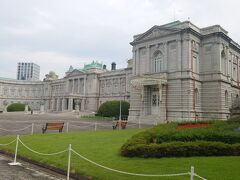 梅雨入りと猛暑のダブルパンチ。6月の東京は室内観光⇒日本銀行本館と赤坂迎賓館見学。締めはサントリーホールでコンサート鑑賞♪♪　　　　　