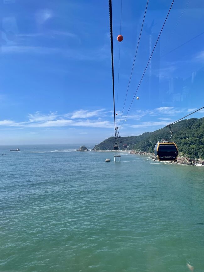 釜山　5泊6日<br /><br />(宿)<br />南浦洞「ハウンドホテル・プレミア　ナンポ」<br /><br />(観光)<br />・海雲台ビーチ<br />・シーライフ水族館<br />・海東龍宮寺<br />・甘川文化村<br />・エックス・ザ・スカイ<br />・クラブDオアシス<br />・松島海上ケーブルカー<br />・国際市場<br /><br />(食事)<br />・海雲台「チョリャン ミㇽミョン」<br />・海雲台「ミディアム」<br />・海雲台「ミポジプ」<br />・南浦洞「富平ヤンコプチャン」<br />・南浦洞「クンチプ<br />・南浦洞「ユケハンユッケ」<br />・西面「トンネミルミョン」<br />・西面「熟 スクダル テジ」<br />