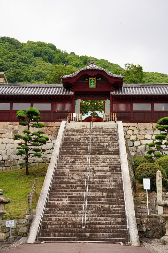梅雨に入り毎日の雨、家でグダグダしているばかりでカビが生えそうな折、久しぶりに雨が上がったので「二葉の里歴史の散歩道」を制覇するべ、と思い立ちカメラ片手に家を飛び出しました。