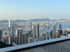 香港へ