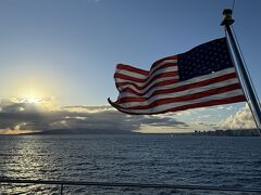 【ハワイ】壁画アートで有名なカカアコでランチ＆夜はカジュアルな雰囲気で楽しめるサンセットクルーズでディナー