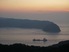 紀淡海峡を通過する釣り船やタンカーを眺めながら露天風呂に浸かる☆休暇村紀州加太に泊まる