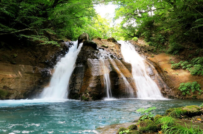 今回は九州ツーリングの三日目です。今日は近くにある山里の湯で朝湯を楽しんだ後、名水百選にも選定されている男池《おいけ》湧水群や日本では珍しい天然の炭酸水が湧き出る白水鉱泉《しらみずこうせん》、湯平《ゆのひら》や湯布院、別府などの温泉巡りをし、最後に別府で前から気になっていた大分名物のとり天丼をいただき帰路に就く予定です。