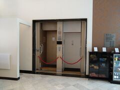 【赤犬の尻尾】喰探 - とある夏のフランクフルト