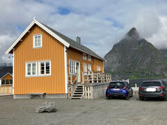 スヴォルヴァー