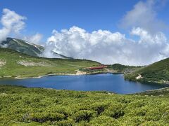 北アルプスの女王白馬岳の山頂に挑む盛夏の山旅