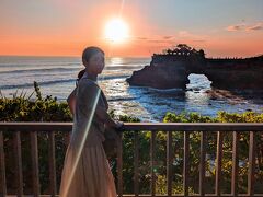 4泊6日今年も戻ってきたバリ島&ギリ島①レンタルバイクでタナロット寺院の夕日
