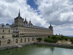 【マドリードから日帰り】エル・エスコリアル宮殿の秘宝