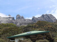 キナバル山登山旅行