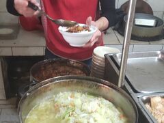 2024 … +@　台北 龍山寺 の 90 円　魯肉飯 で 衝撃 を 受け　自分も つくってみた 