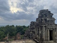 アンコール遺跡とクメール料理堪能旅①