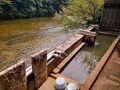 湯谷温泉は良い湯だなアハハン　　鳳来寺の石段は苦行難行だけどw