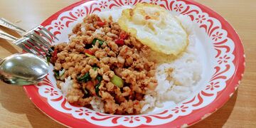 2024 … 10　バンコク　に　到着　　やはり　この 街 は　見せたかったよ