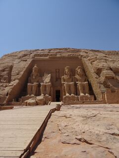 ネフェルタリ王妃