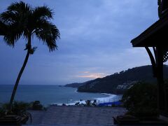 プーケット雨季◆夫婦のんびりホテルステイとプチ観光◆シンガポール乗換え＜前編＞