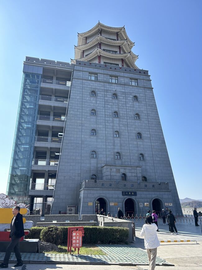 一週間かけて旅して来ましたが、前半のハルビン~揮春まで<br />そこから3国国境、中国、ロシア、北朝鮮の国境の防川まで行く。