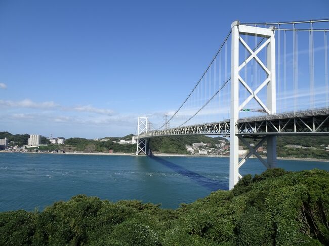 「さんふらわあ昼便」で、大分県別府に渡り、一路山口県下関市へ。<br /><br />関門海峡大橋、角島大橋、しまなみ海道、鳴門大橋、明石海峡大橋と<br /><br />橋巡りの旅です。<br /><br />山陰長門市では、温泉?、秋吉台(雨のため中止)、錦帯橋、広島平和公園、<br /><br />宮島、淡路島横断、神戸で宿泊、南紀白浜で、温泉地とグルメで<br /><br />ゆったり温泉三昧とこんなスケジュールで予定してますが<br /><br />天候で左右されますね。<br /><br />※自宅から(大阪)東横イン宿泊⇒さんふらわあ(昼便)で別府<br /><br />下関まで1時間くらいで、九州から本州へ(関門橋の橋)の旅行記です。