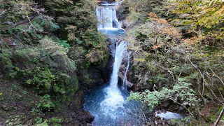 西沢渓谷へ 2024.10.22=2.渓谷を歩く・前編=