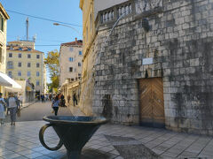 欧州とコーカサスの旅36※温暖なスプリトで旧市街と港を見ながらの生活