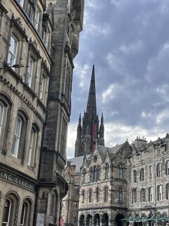 イギリス一周　3500km走破のドライブ旅　《5日目　ハドリアヌス、アニック、エジンバラ編》