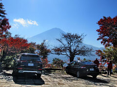 富士山と紅葉（紅葉台～三湖台～五湖台）