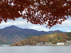 紅葉！-三島から高速バスで富士河口湖へ-