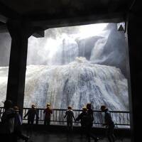 ２０２４年１０月 茨城県に入り、袋田の滝～   竜神大吊橋～国営ひたち海浜公園、那須連山を望む！（３/３）