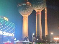 2024　中東 の　バックパッカー少年　18　それは　マック で　髪の毛 洗ってみた (笑)
