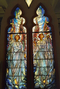 小樽芸術村 似鳥美術館　ルイス・Ｃ・ティファニー・ステンドグラスギャラリー