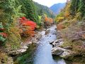 紅葉のみたらい渓谷と洞川温泉を歩く