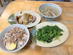 年末年始は台湾２人旅No.７＜高雄２＞新年快楽！英迪格酒店中央公園で２泊３日　ディナーは鴨肉　六合夜市でザリガニと葱油餅　