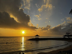 24年12月_バリ（コンラッドバリ、アートカフェブンブ、マンダラバー）