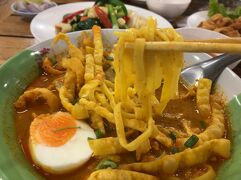 カオラックでもローカル飯(2)バイクをゲットするの巻