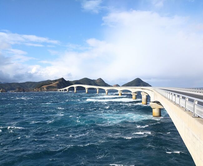 予定外の甑島の旅。本当はトカラで2週間の旅をするつもりが、フェリーのスケジュール変更になったために予定より早く鹿児島本土へ戻ってきてしまい、急遽、甑島へ行くことに決めたのです。<br />トカラを制覇するのは本当に難しいな、、、<br />(´ε`;)ウーン…