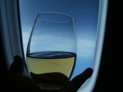 マレーシア航空ビジネスクラスで行くバリ島　２．JALコードシェア便で経由地のクアラルンプールへ