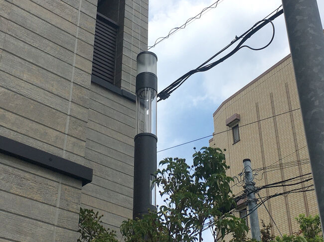 練馬に「スマートポール」という次世代の街灯を見にいってきました。<br />「Secual」という会社の製品で、街灯の他にも色々な機能があります。<br /><br />この日は、まず練馬駅周辺でリアル宝探しのイベントに参加。<br />その後スマートポールを見にいくため赤塚駅に移動しました。<br /><br />練馬はアニメ発祥の地を売りにして、区内の各駅で関連の掲示をしています。<br />赤塚駅では赤塚繋がりなのか、赤塚不二夫の作品を紹介していました。<br />