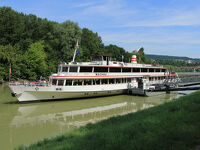メルク２日目、ドナウ川バッハウ渓谷クルーズ（前半）へ