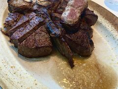 ウルフギャング・ステーキハウス シグニチャーで極上のステーキ体験