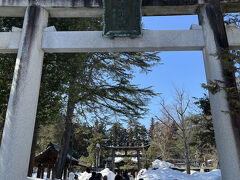 HISバスツアー大正レトロな冬の銀山温泉と東北の伊勢・熊野大社、美肌の湯・かみのやま温泉 上杉神社編