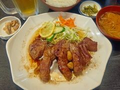 【2025 四日市へ花見旅 3】四日市名物の大トンテキを堪能後、十四川の桜並木、ポートビルの展望台へ