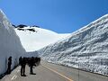 「雪の大谷」＆高山、白川郷　20年ぶりのバスツアー