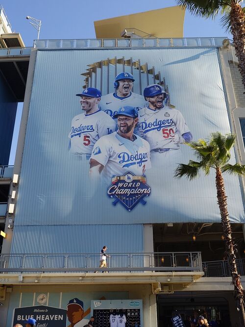 3日連続ドジャース観戦1日目 ムーキー・ベッツのボブルヘッド
