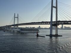 クイーンエリザベス乗船　１日目～横浜出港