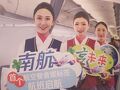 2025　パッカー　アゼルバイジャン　散歩　　3　　お姉さん～　助けて～