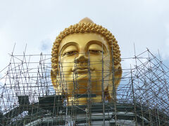 タイ(2025)１・・ワット・パクナムとマーケットめぐり