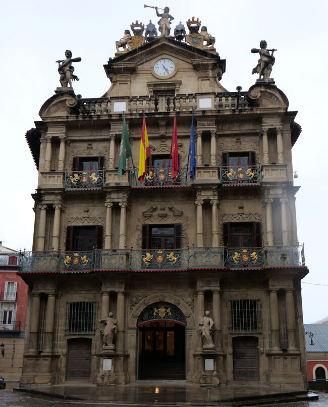 ピレネーを越え、メセタを往く 16日間の巡礼記　4/16 日目