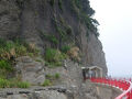江ノ島の江島神社奥津宮と海食洞窟の岩屋 2025.5